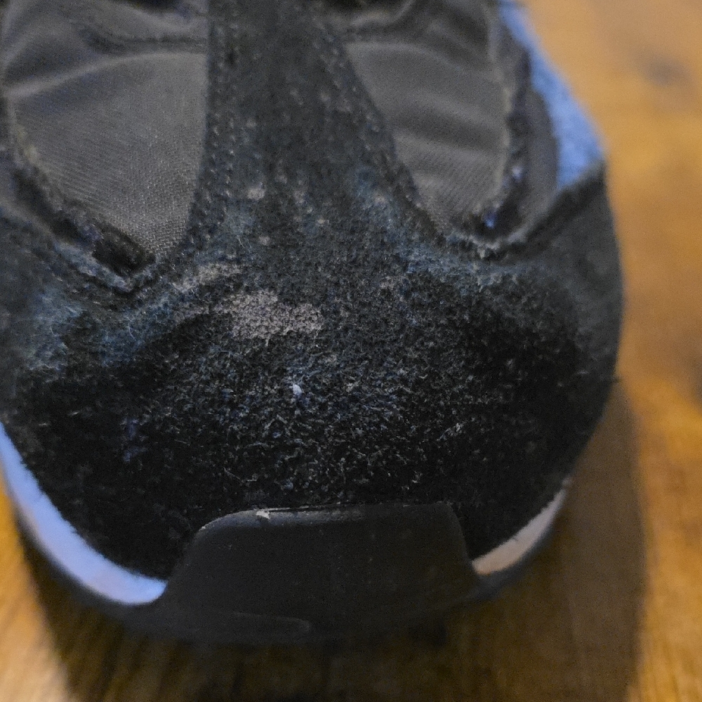 Nike Men's Black and Blue Lace-Up Sneakers - Picture 2 of 14